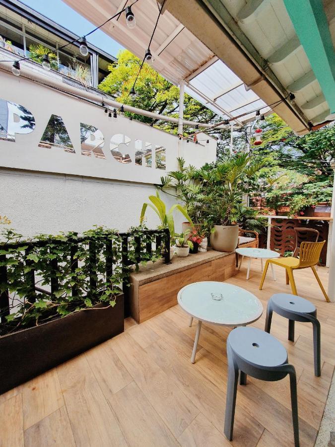 La Playa Hostel & Rooftop 메딜린 외부 사진